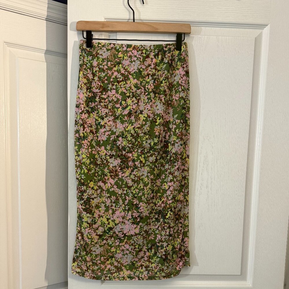 NWT - AFRM Los Angeles - Floral Pencil Skirt - Size Small - Olive Ditsy - Picture 2 of 3